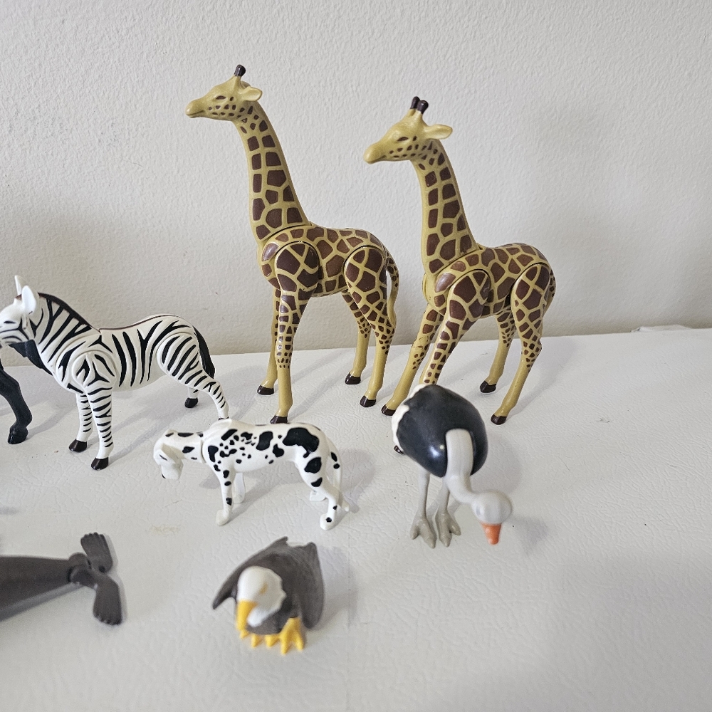 Playmobil Animals Set of 16 - Picture 2 of 5